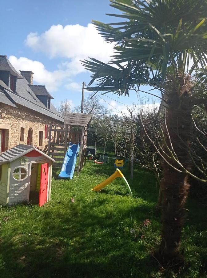 Chambres D'Hotes La Roche Saint-Hilaire-des-Landes エクステリア 写真
